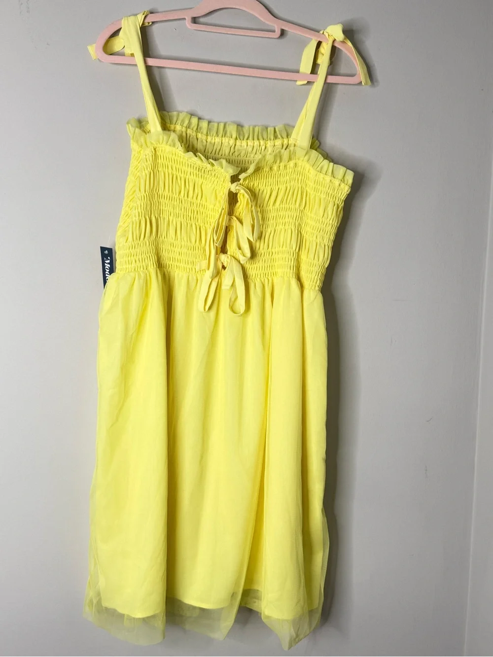 Modcloth Bright yellow smocked sundress with adjustable shoulder ties NWT L - Picture 3 of 7